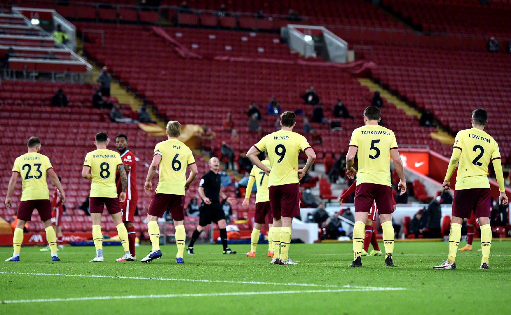 的动荡世界 的动荡世界