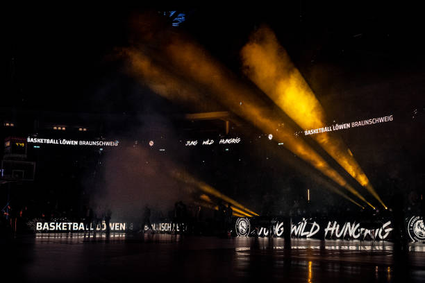 控球时必须 控球时必须